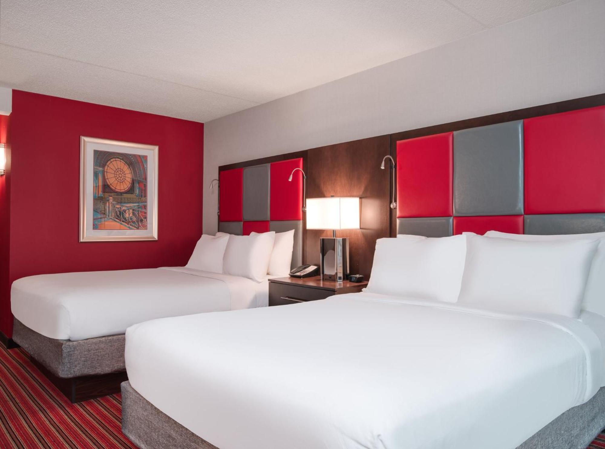 Crowne Plaza Indianapolis-Dwtn-Union Stn By Ihg Hotel Exterior photo