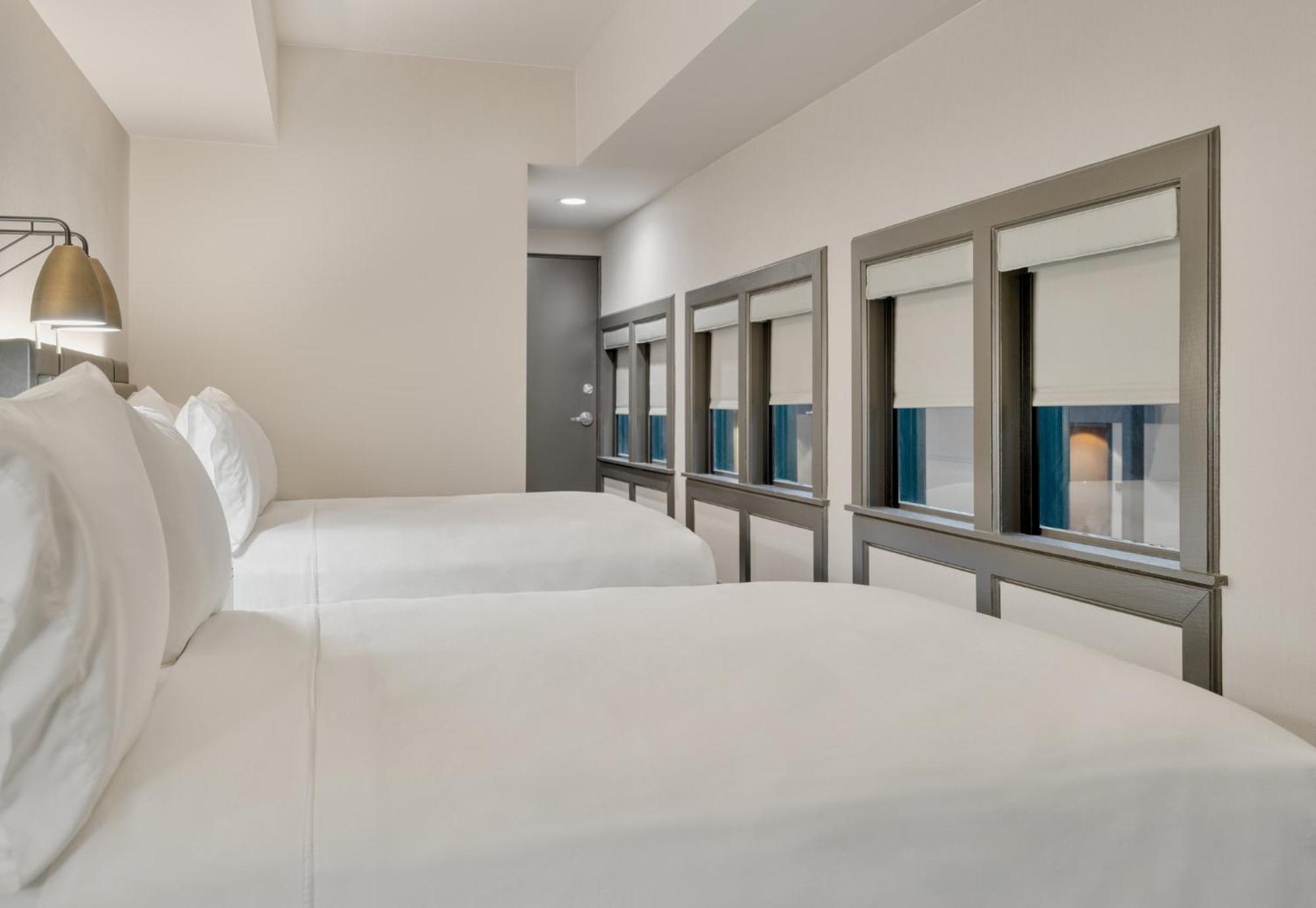 Crowne Plaza Indianapolis-Dwtn-Union Stn By Ihg Hotel Exterior photo