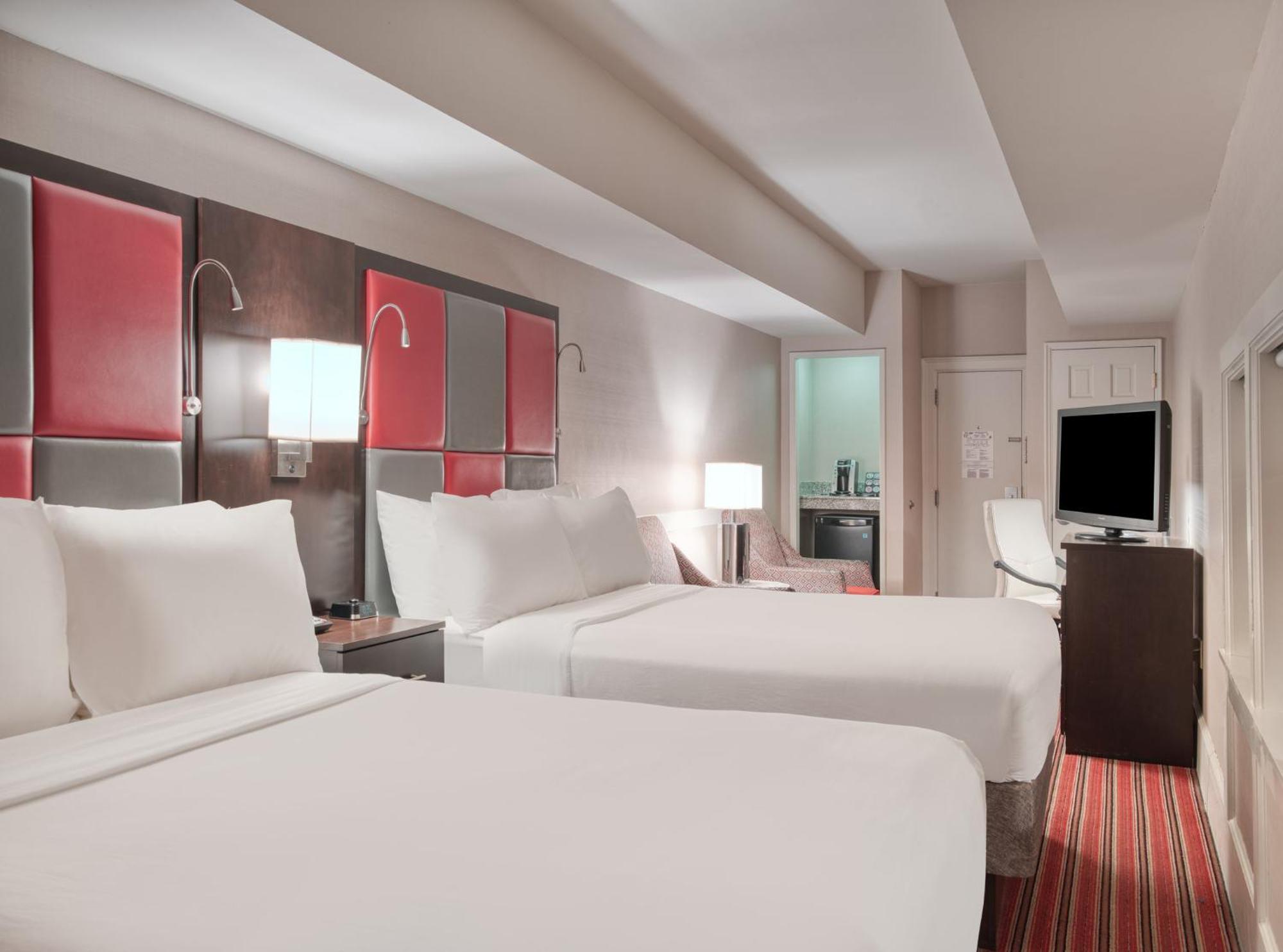 Crowne Plaza Indianapolis-Dwtn-Union Stn By Ihg Hotel Exterior photo