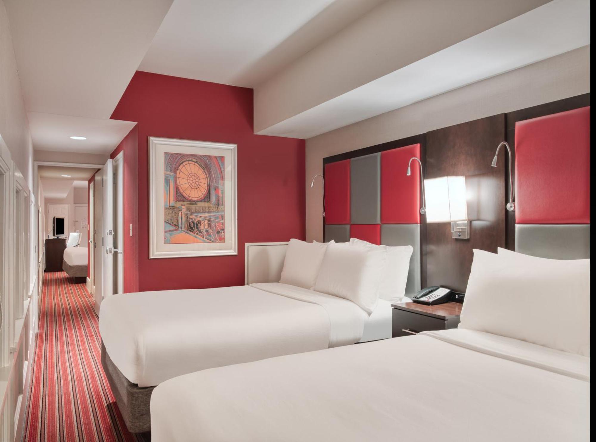Crowne Plaza Indianapolis-Dwtn-Union Stn By Ihg Hotel Exterior photo