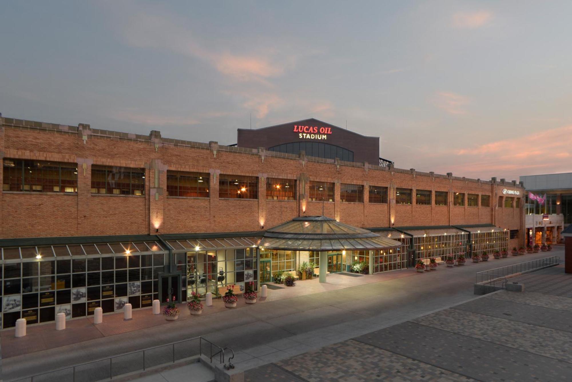 Crowne Plaza Indianapolis-Dwtn-Union Stn By Ihg Hotel Exterior photo